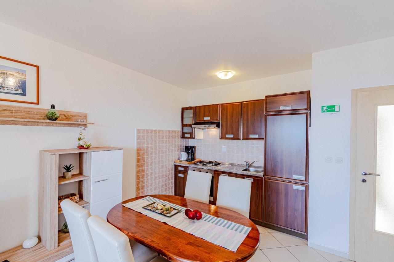 Apartments Separovic Прізба Екстер'єр фото